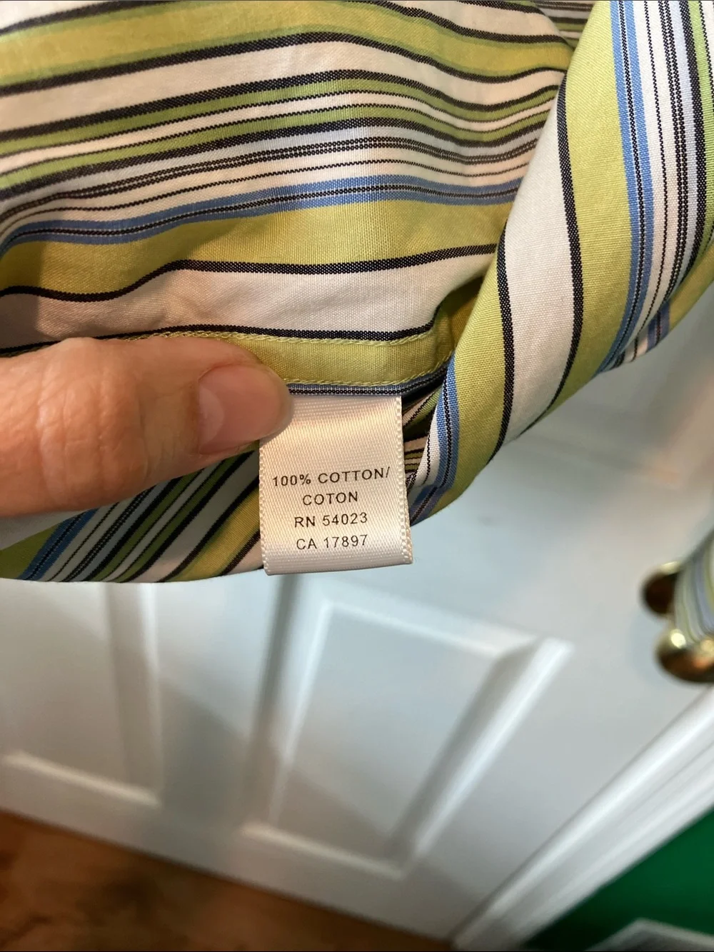 Banana republic 15-15.5 100% cotton button front shirt green stripe long sleeve